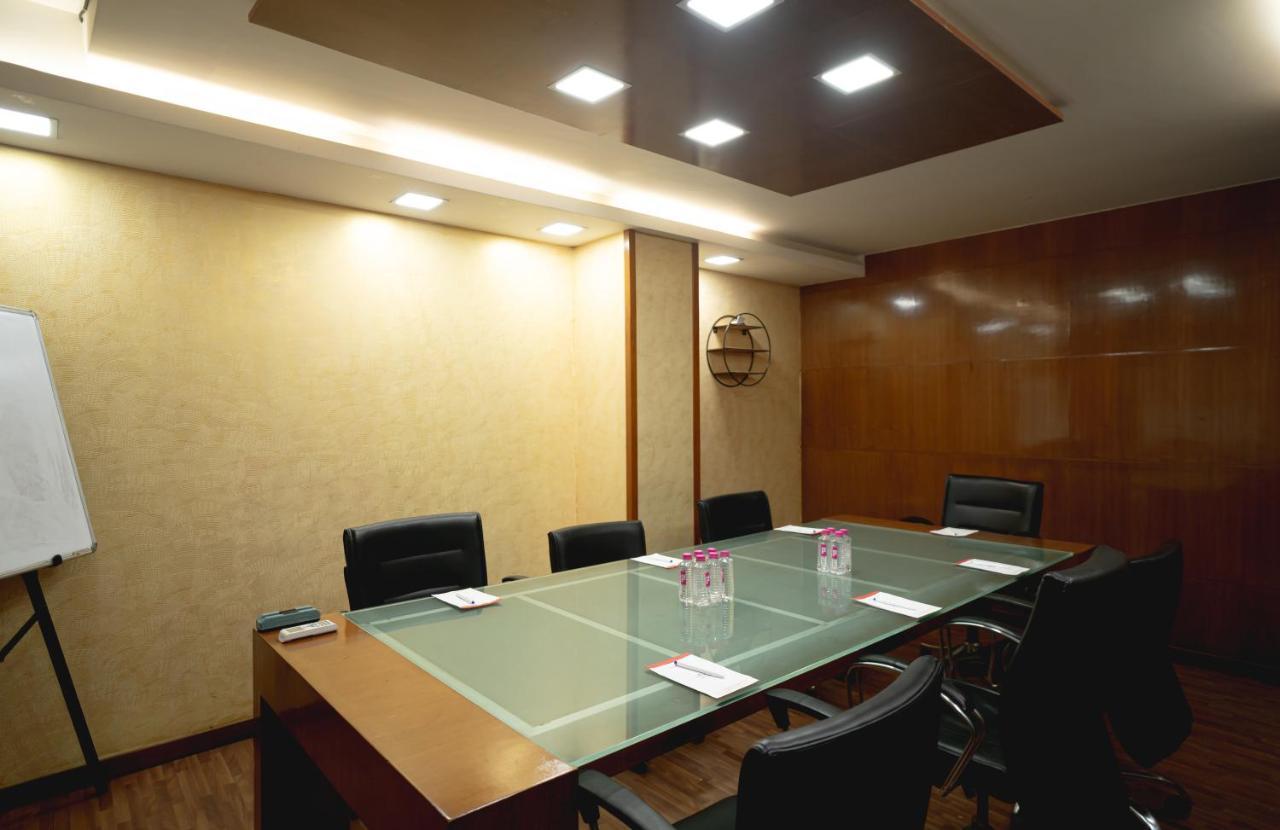 The Fern Residency, Subhash Bridge, Ahmedabad Hotel Exterior photo