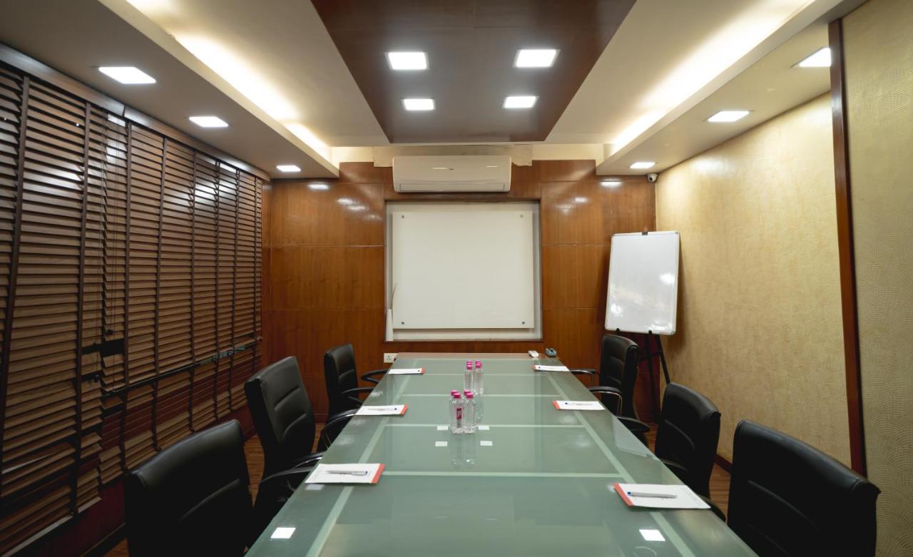 The Fern Residency, Subhash Bridge, Ahmedabad Hotel Exterior photo