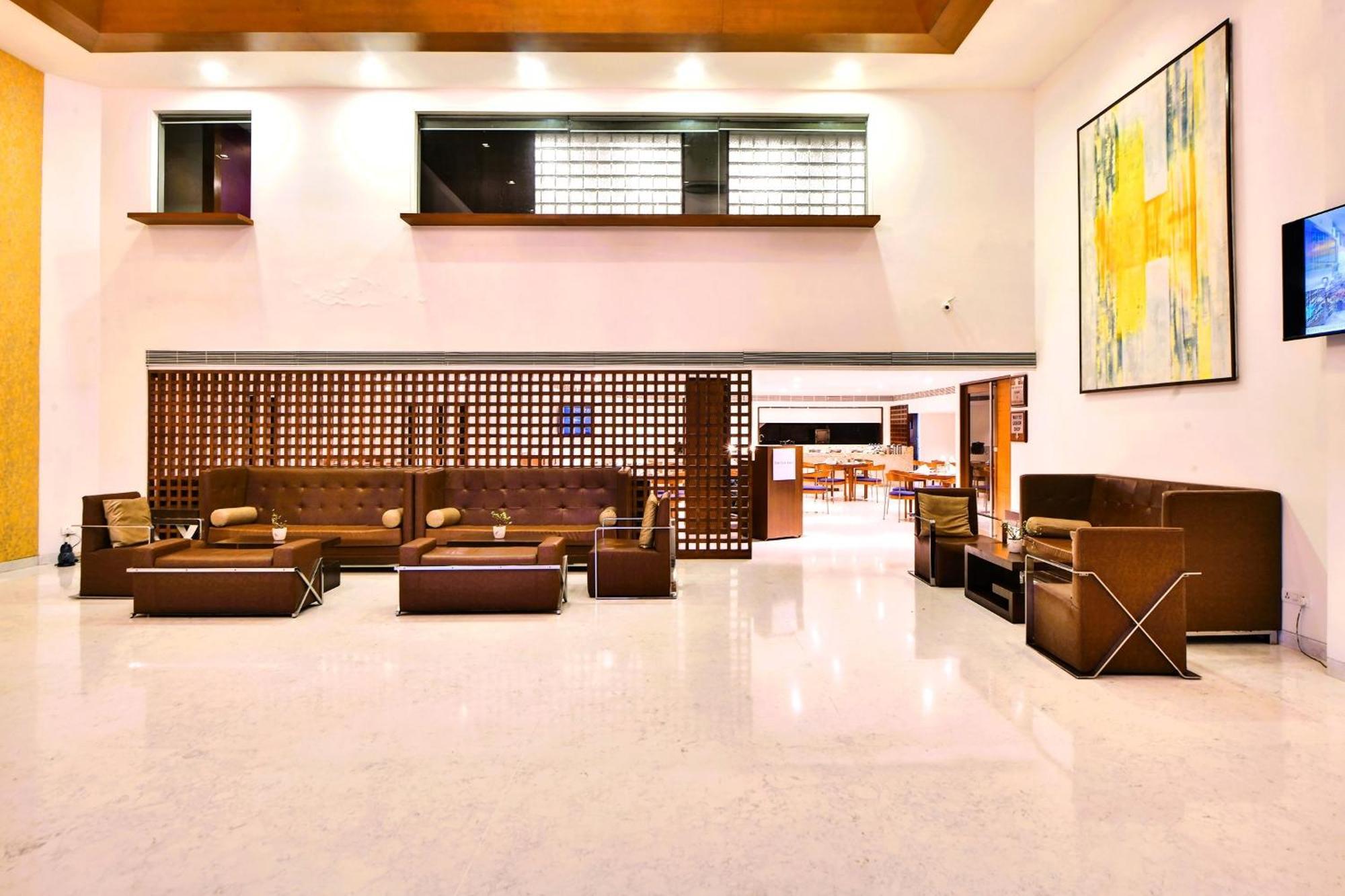 The Fern Residency, Subhash Bridge, Ahmedabad Hotel Exterior photo