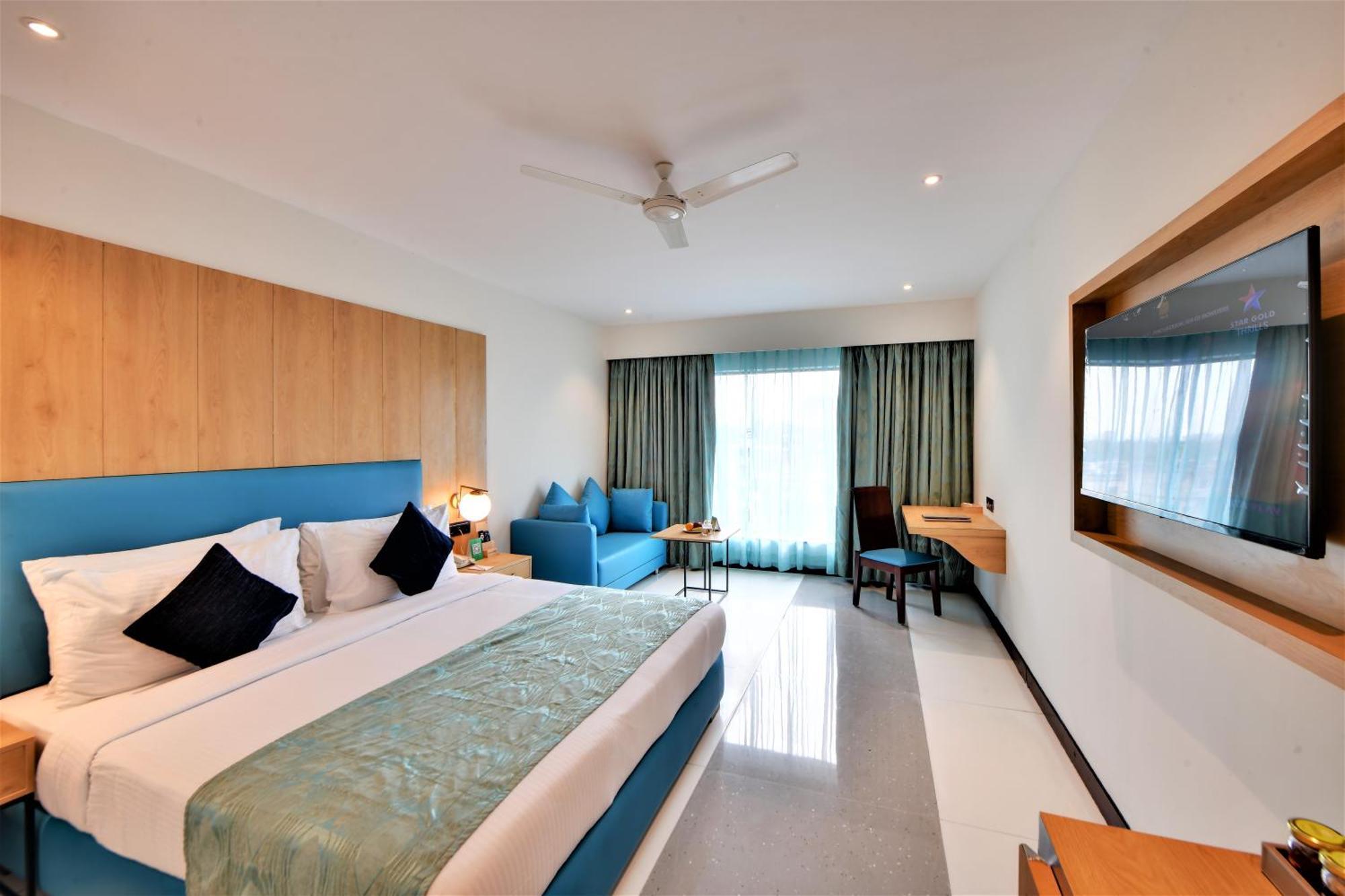 The Fern Residency, Subhash Bridge, Ahmedabad Hotel Exterior photo